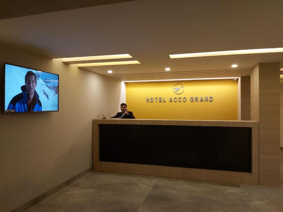 Acco Grand Hotel Lucknow Esterno foto